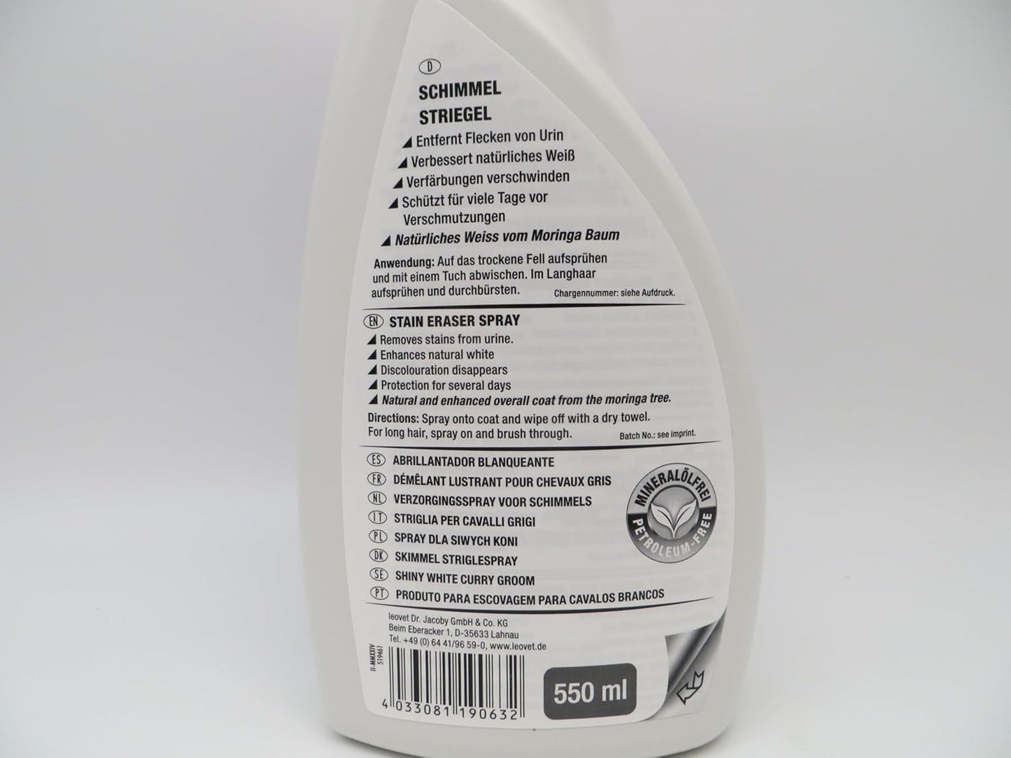 Leovet Shiny White Curry Groom Stain Spray 550ML - Hooves and Paws