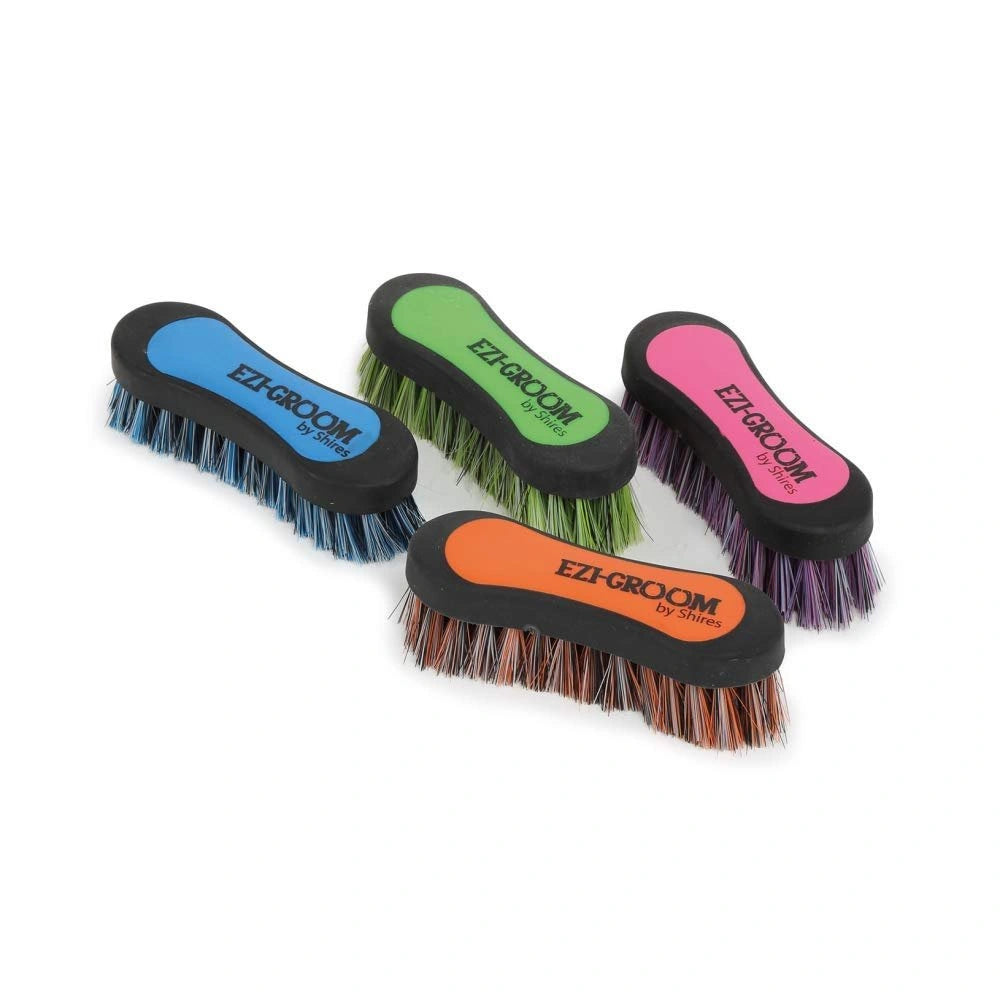 Shires Ezi - Groom Face Brush 1485 - Hooves and Paws