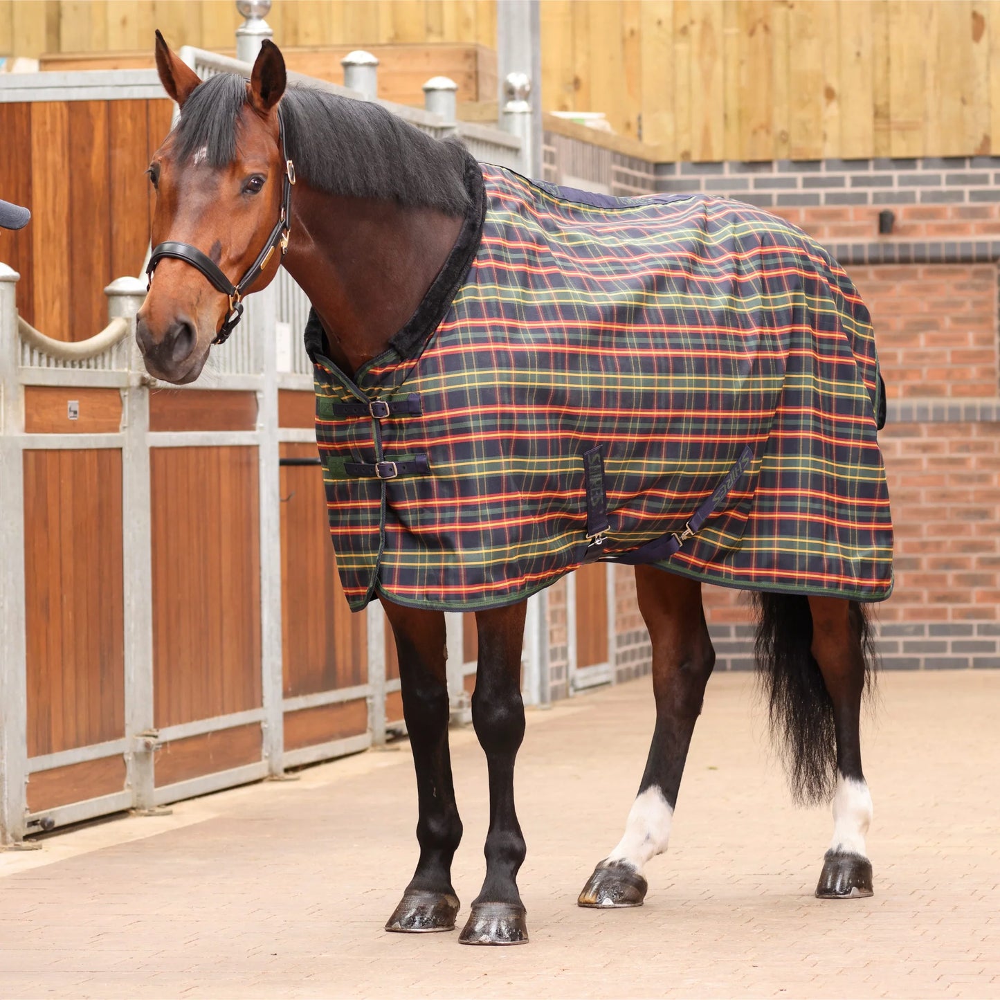 Shires Tempest Plus Lite Stable Rug - Lightweight Breathable Horse Blanket - Multiple Sizes