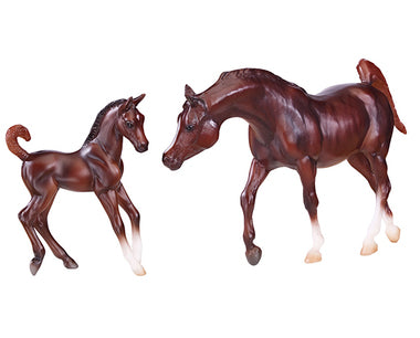 Breyer Chestnut Arabian Horse and Foal New