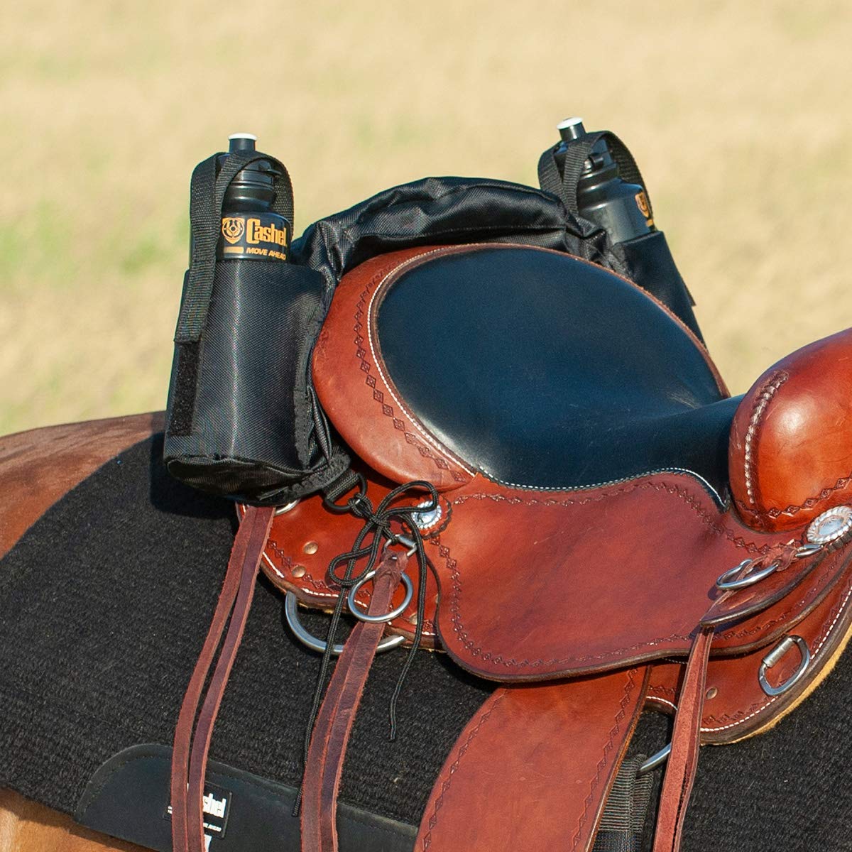 Cashel Deluxe Equine Cantle Bag - Hooves and Paws