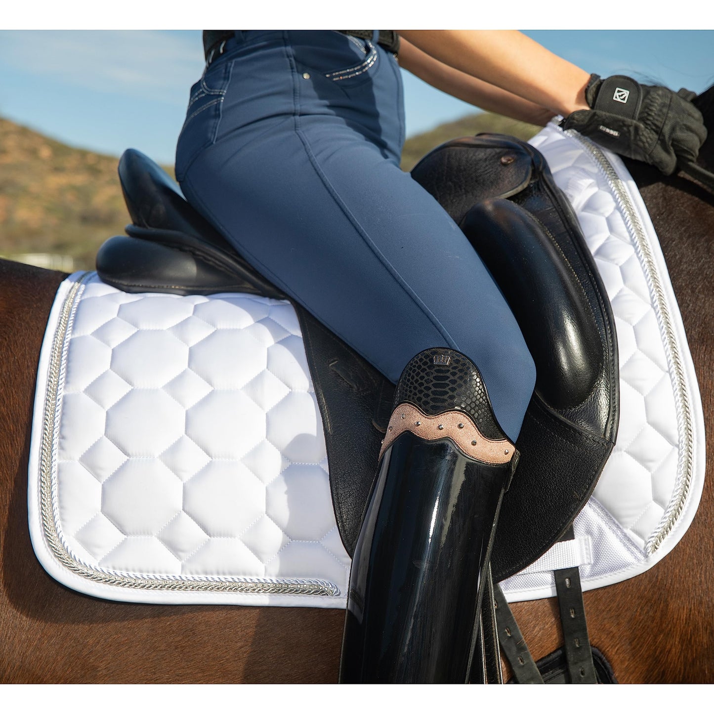 Professional's Choice VenTECH Satin Dressage Saddle Pad - Universal 24" x 21.5"