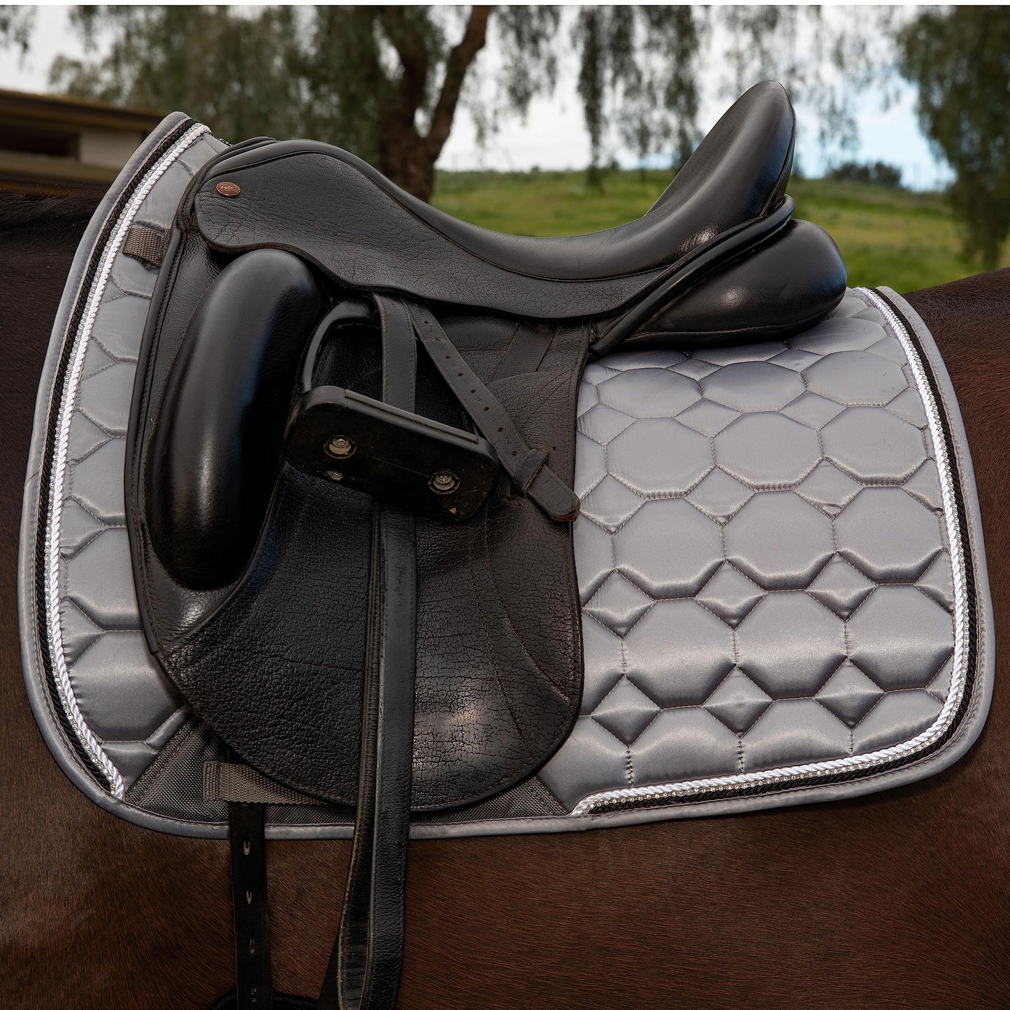Professional's Choice VenTECH Satin Dressage Saddle Pad - Universal 24" x 21.5"