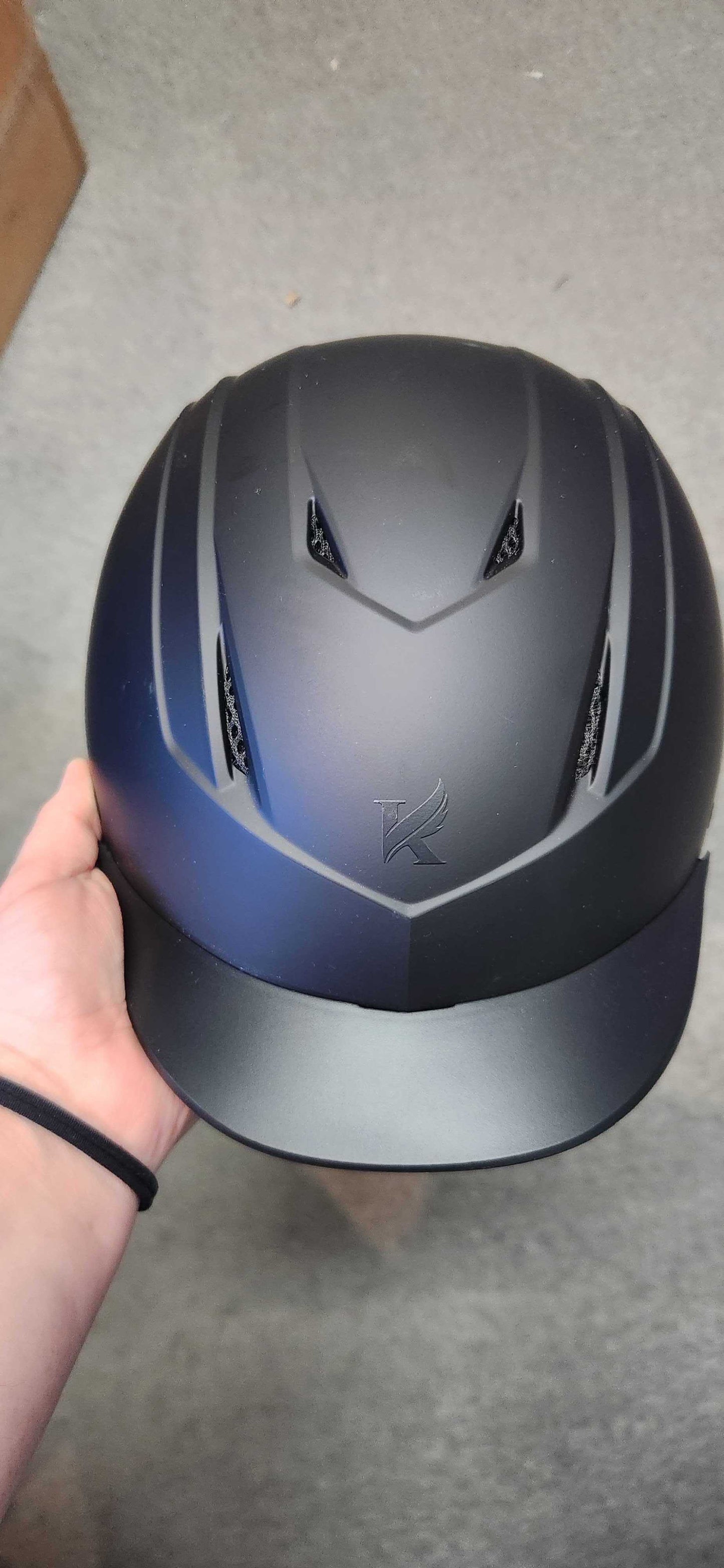 Shires Karben Matteo Low Profile Helmet – Blemished Value