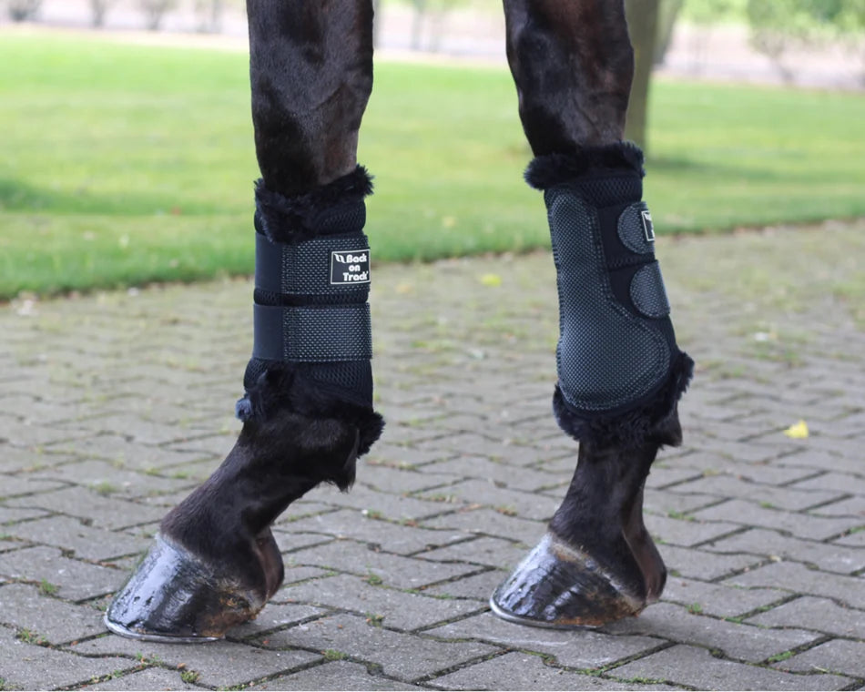 Back On Track 3D-Mesh Splint (Brush) Boots w/ Faux Fur