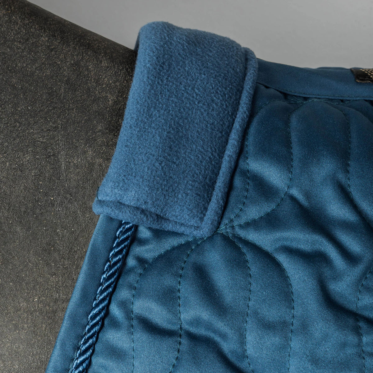 Back On Track Deep Nights® Fleece Cooler