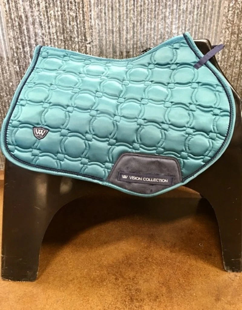 Toklat Vision Close Contact English Saddle Pad - Full Size - Anatomical High-Wither Satin Pad