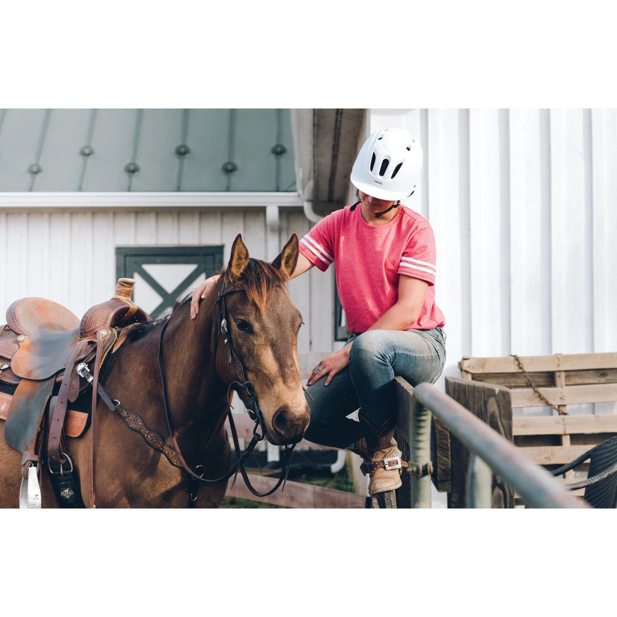 Troxel Sport 2.0 Horse Riding Western Helmet Low Profile Colors - Black or White - Hooves and Paws