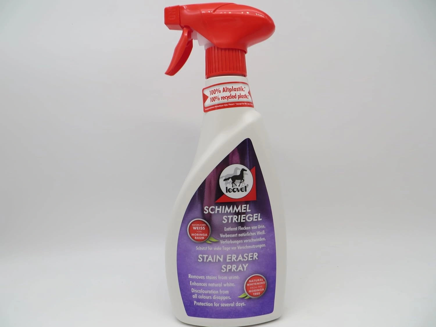 Leovet Shiny White Curry Groom Stain Spray 550ML - Hooves and Paws