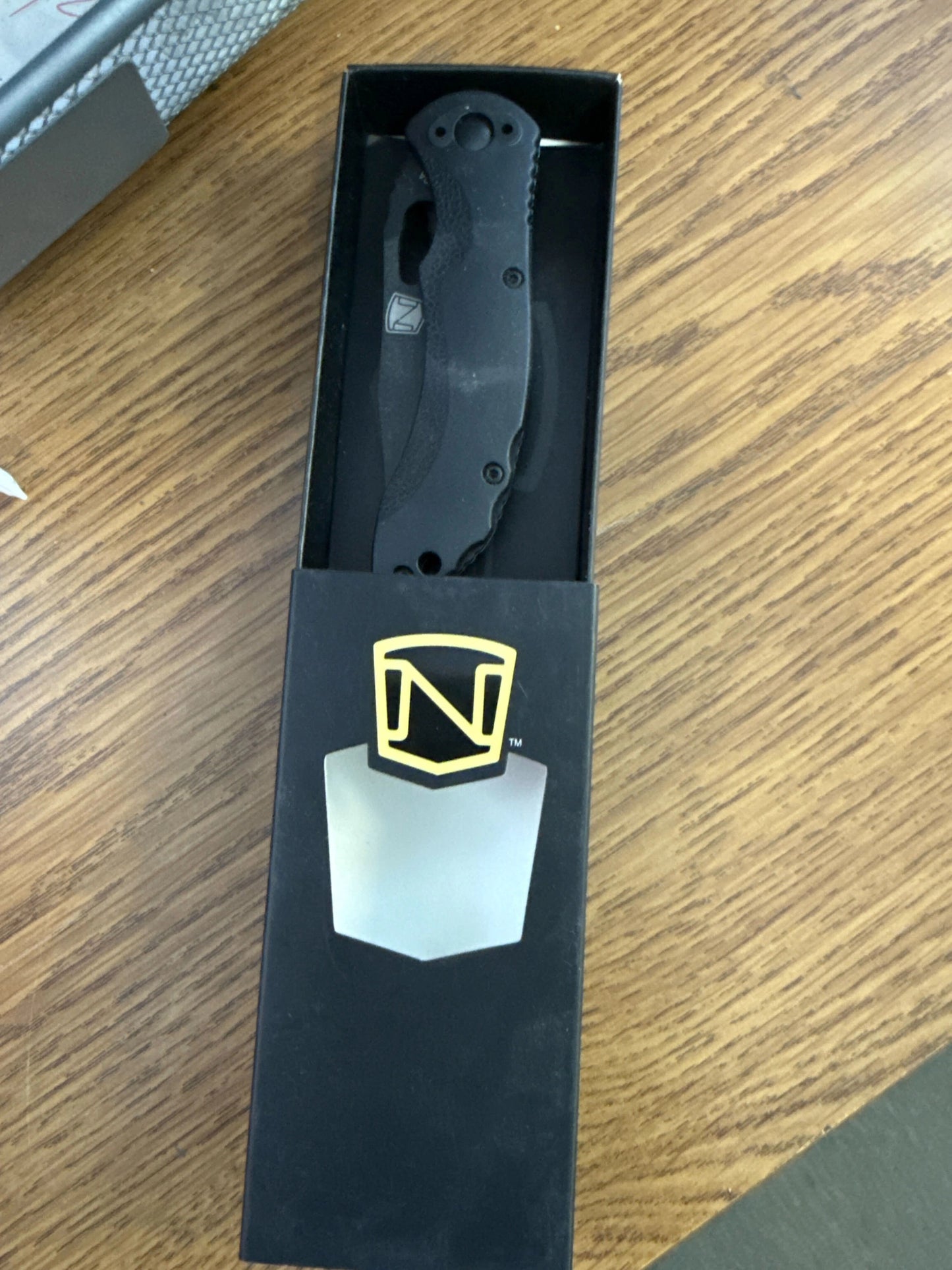 Noble Outfitters Hunter Black Switch Blade Knife (Sell out)