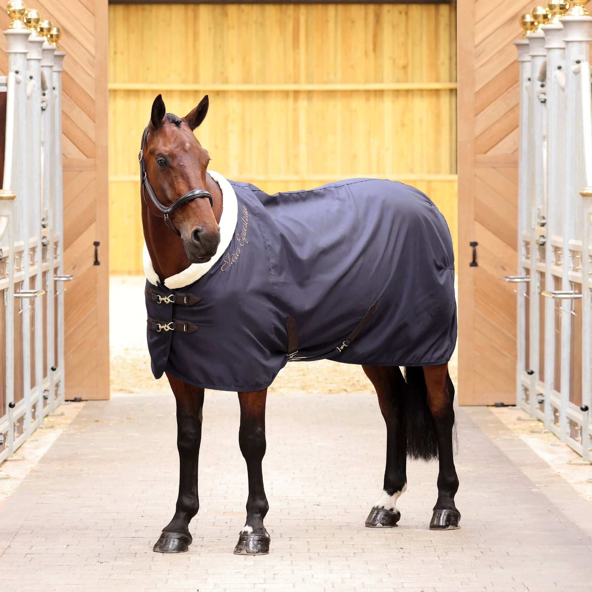 Shires Deluxe Stable Sheet - Premium Breathable Horse Blanket for Stabling and Travel - Multiple Sizes