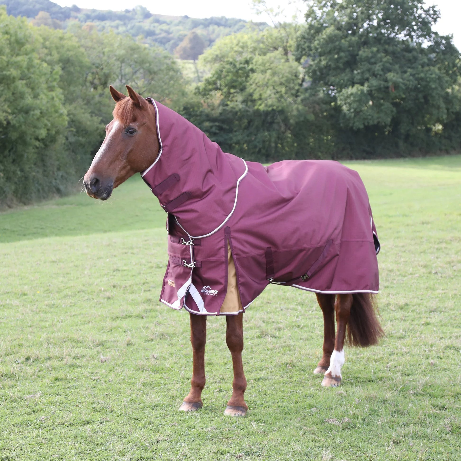 Shires Highlander Plus 100g Turnout Neck Cover - Maroon, 1200D Ripstop