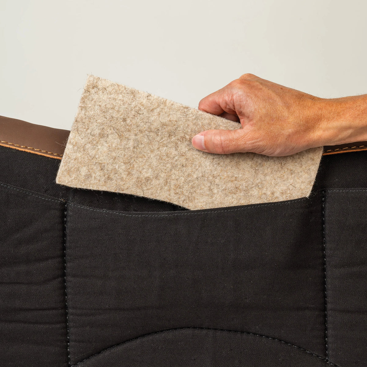 Weaver Leather Shim Saddle Pad, Steam-Pressed Felt