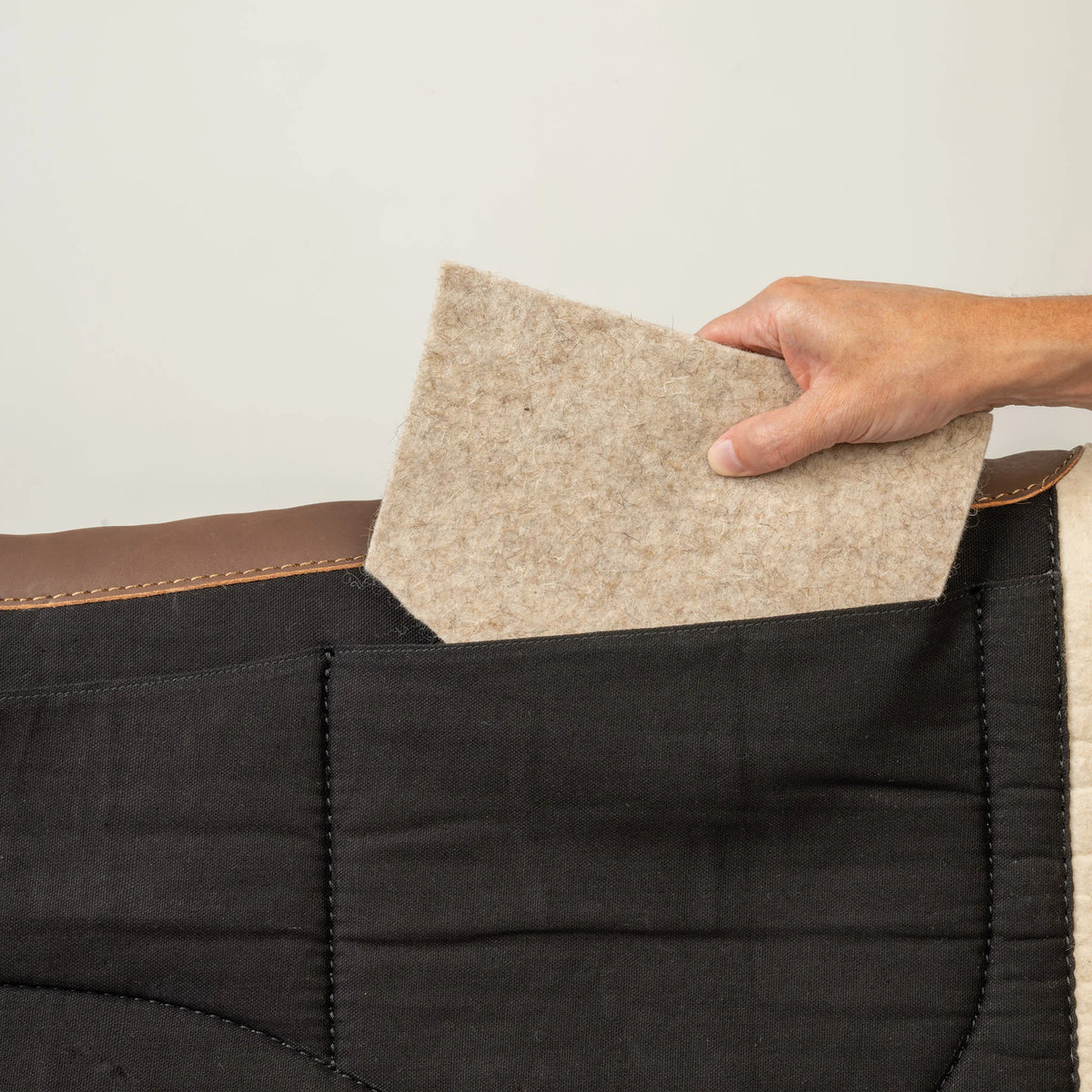 Weaver Leather Shim Saddle Pad, Steam-Pressed Felt